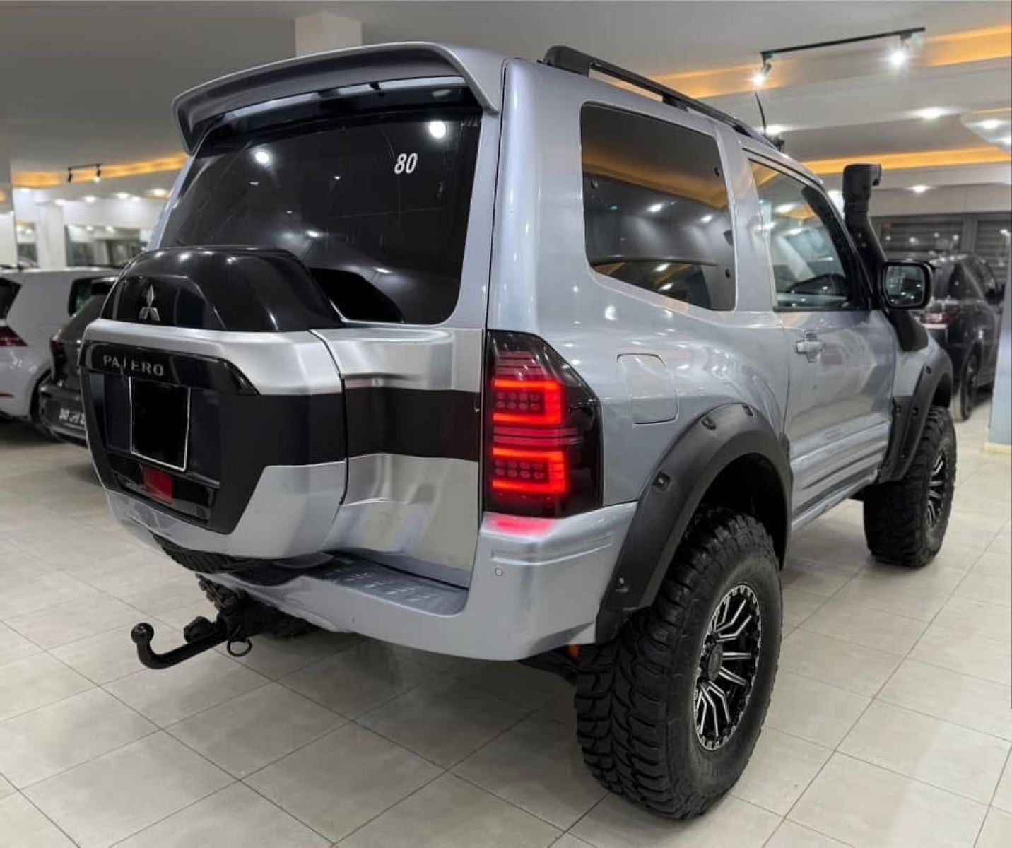 Mitsubishi Pajero LIMITED EDITION à Ariana - Photo 6