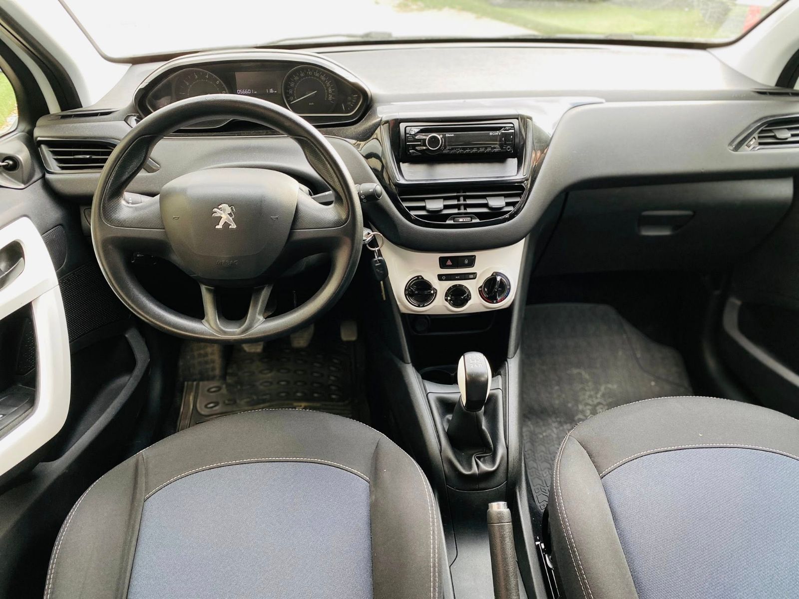 Peugeot 208 à Tunis - Photo 3