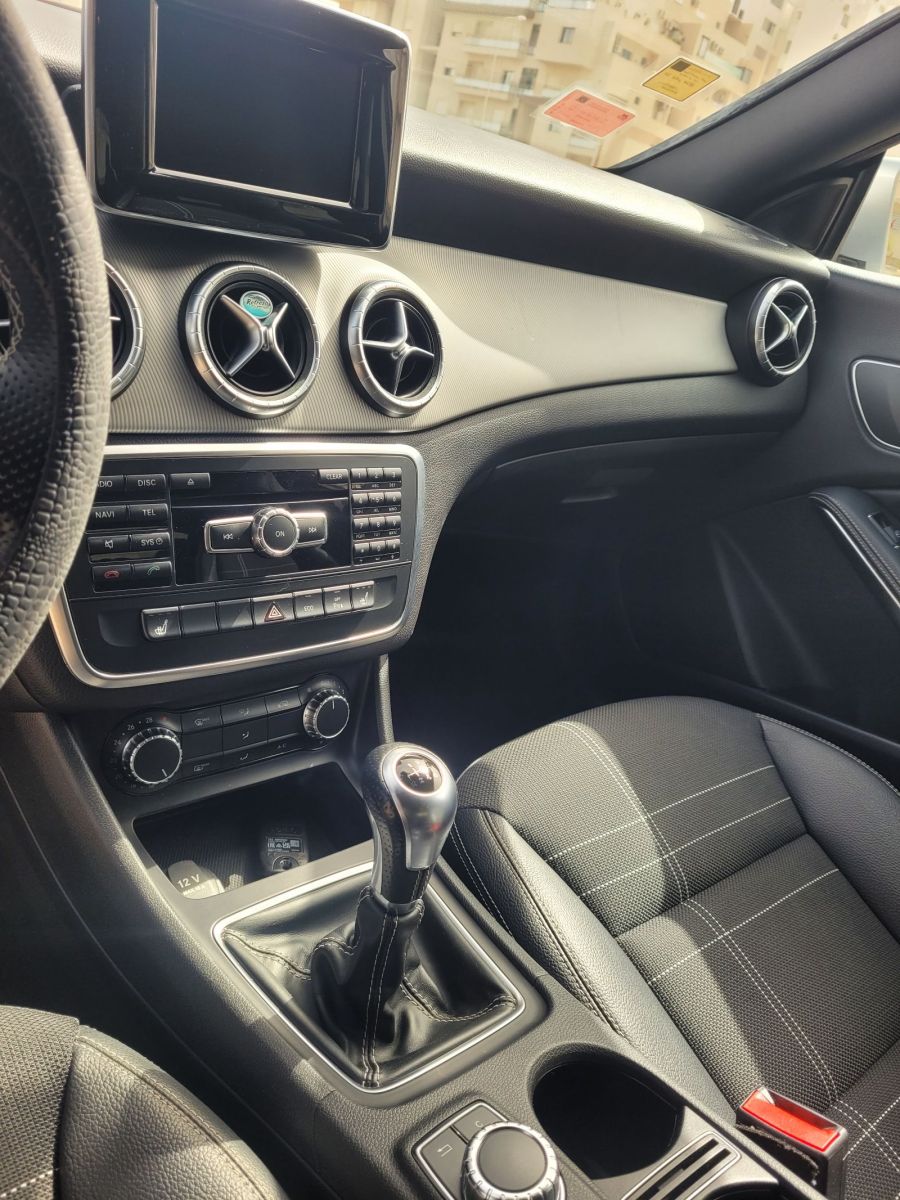 Mercedes-Benz CLA AMG à Tunis - Photo 8