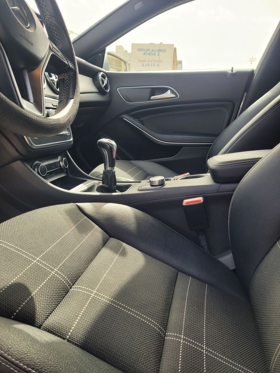 Mercedes-Benz CLA AMG à Tunis - Photo 7