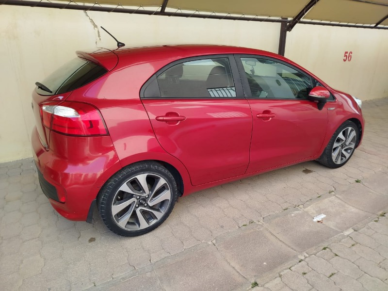 Kia RIO Essence 2017 à Ben Arous - Photo 1