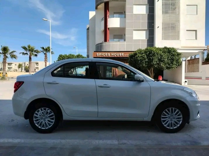SUZUKI DZIRE GL EN ÉTAT NEUF à Bizerte - Photo 6