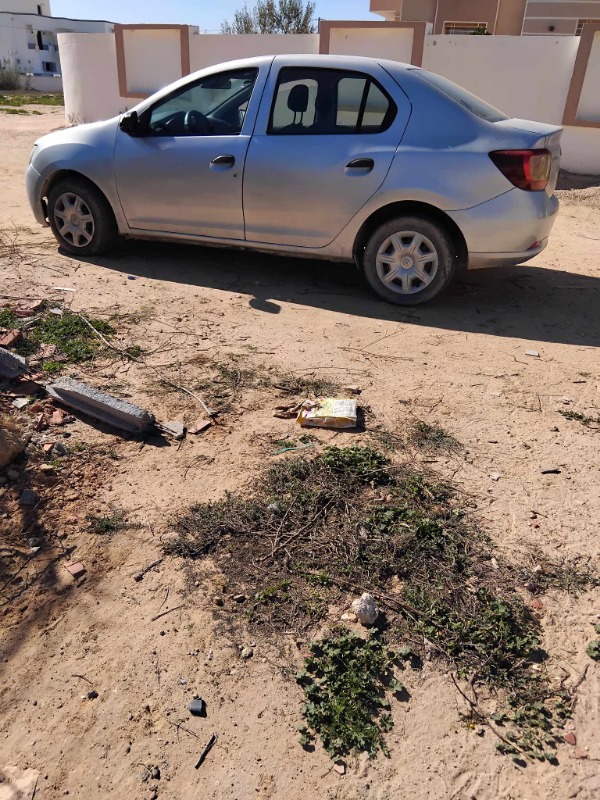  Tata xénon 4 porte 4*2 - 2.2L - Tel 98479647 - 21140009 
