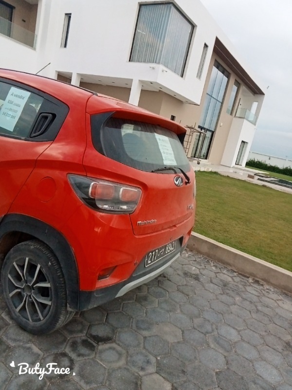Mahindra KUV 100 Essence 2020 à Nabeul - Photo 2