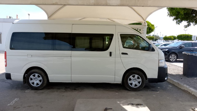 Toyota Hi Ace Diesel 2015 à Tunis - Photo 5