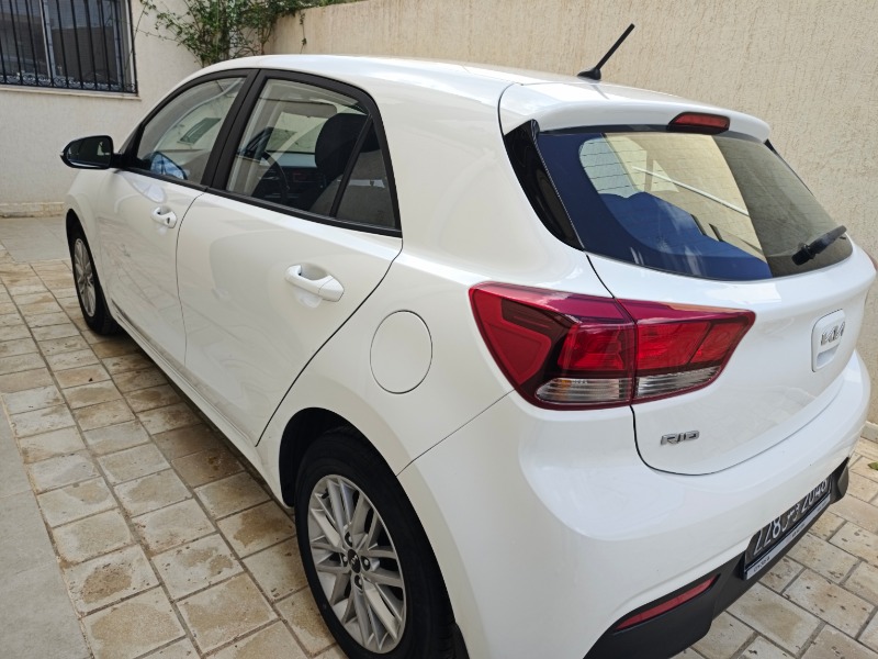 Kia RIO Essence 2022 à Ben Arous - Photo 6