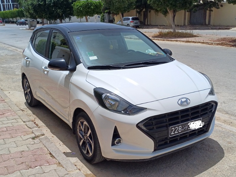 Hyundai I10 Essence 2022 à Tunis - Photo 2