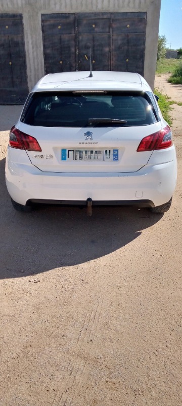 Peugeot 308 Diesel 2020 à Tunisie - Photo 5