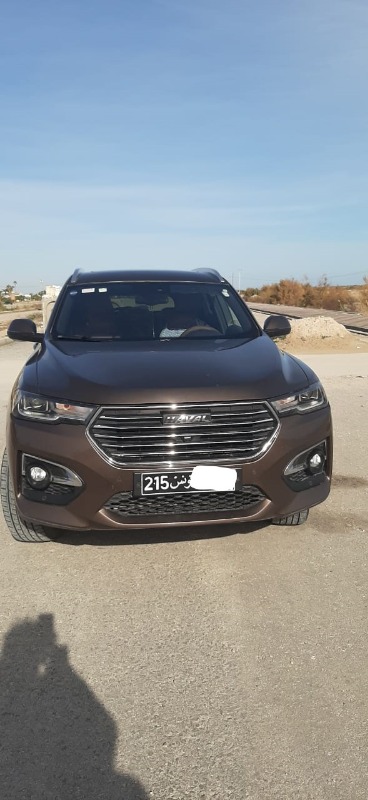 TOYOTA AVANSIS PREMIÈRE MAIN EN EXCELLENT ÉTAT 
