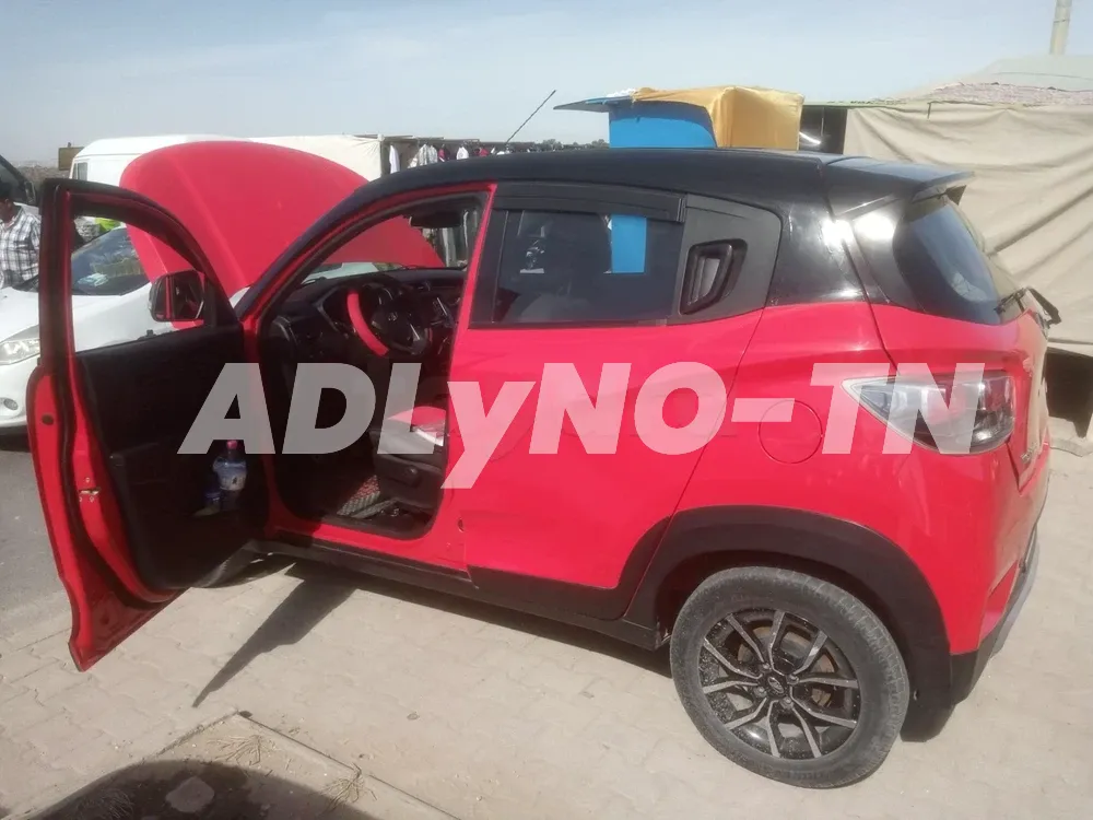 A vendre voiture Mahindra kuv 100 k8 à Manouba - Photo 4