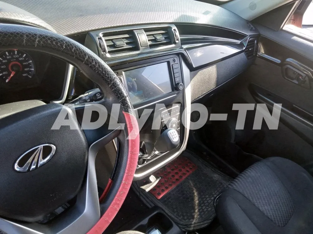 A vendre voiture Mahindra kuv 100 k8 à Manouba - Photo 8
