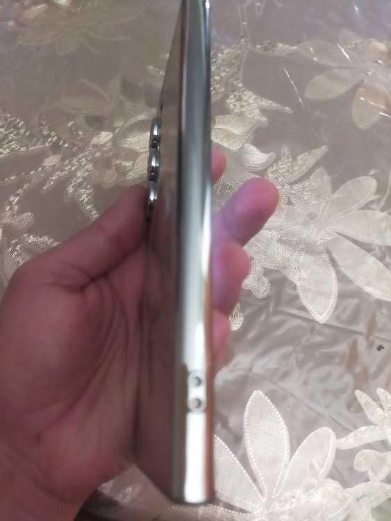 SAMSUNG S24