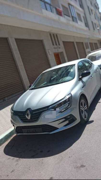تأجير السيارات