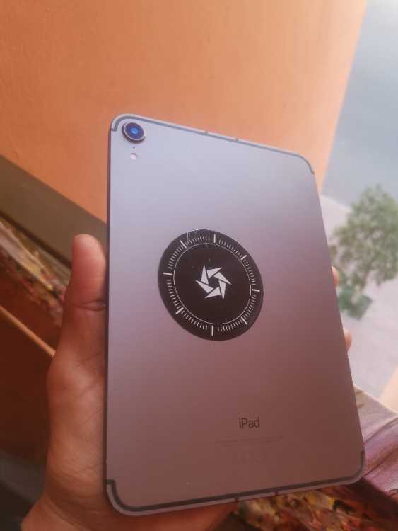 Hp i5 7ème Ram 8 SSD 256 SSD batterie 5h