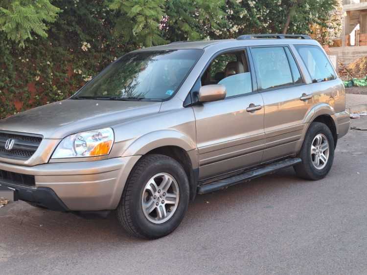 Honda mr-v pilot essence