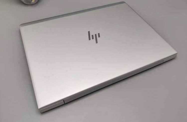 𝐇P ELITEBOOK 𝟖𝟒𝟎 𝐆𝟔 i7 8ème Génération