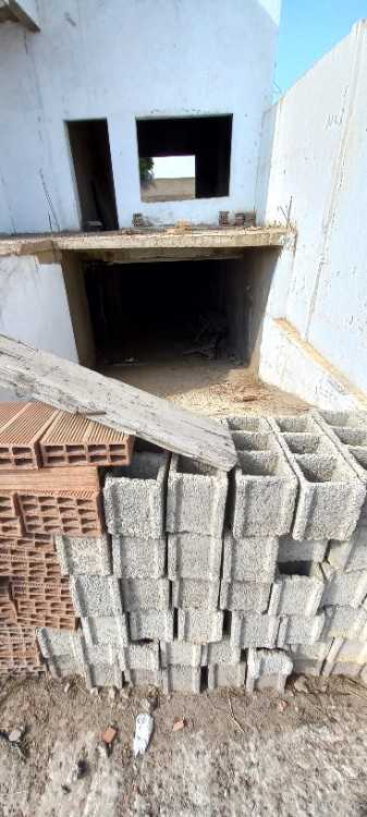 Villa à vendre à bouskoura semi fini 670 m²