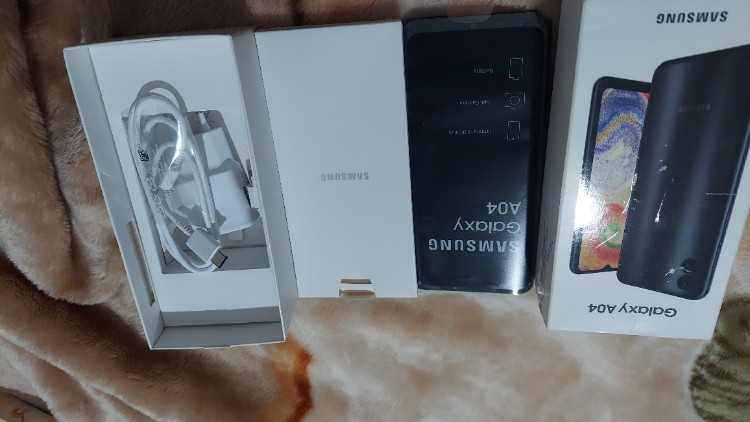 Samsung A04