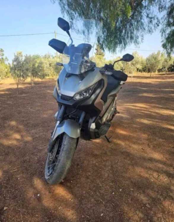 Xadv modil 2020 diwana 2022 km 18000