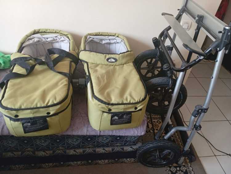Poussette bebe jumeaux كروصة اطفال توأم