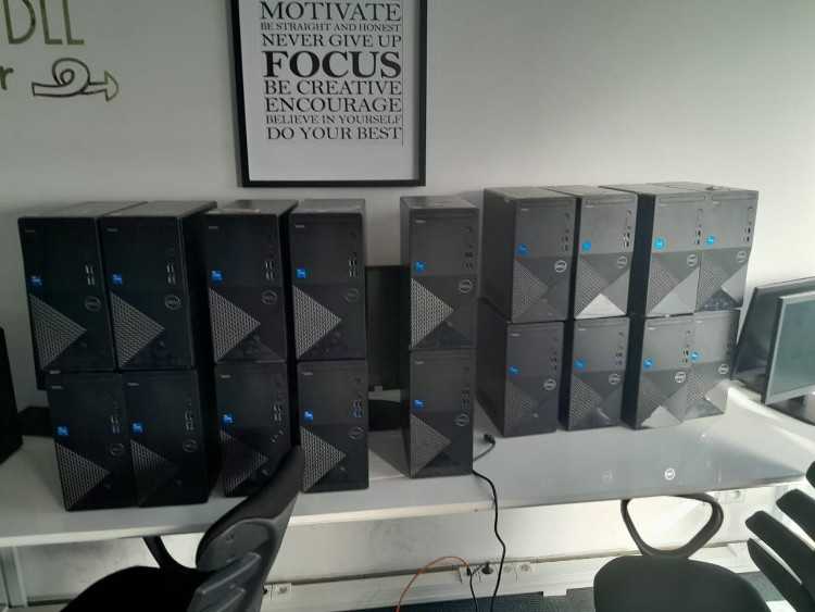 Dell Vastro i5 12th avec ecran 17 pouce