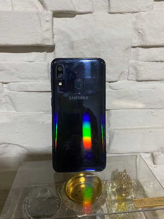 Samsung A40