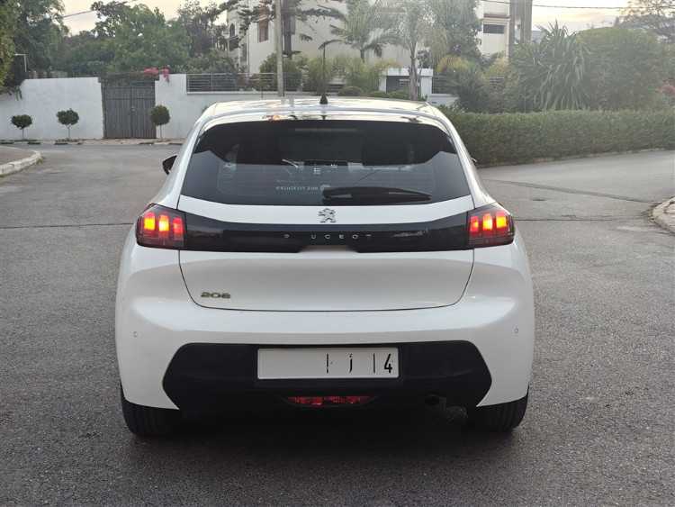 Peugeot 208 active 2021