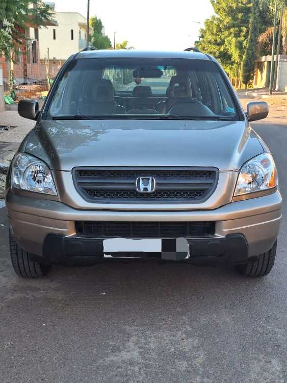 Toyota yaris 2000 essence