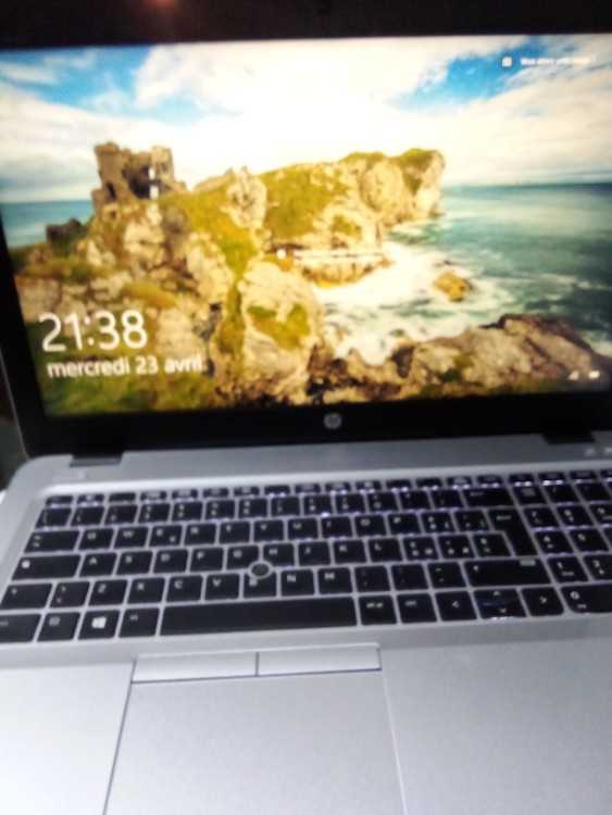 HP EliteBook i7 Génération6 Batterie 5H 256Go SSD