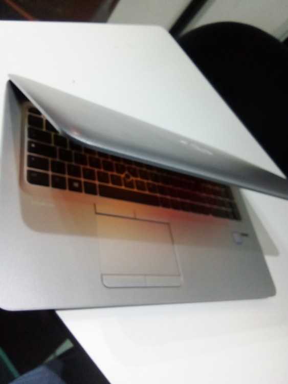 HP EliteBook i7 Génération6 Batterie 5H 256Go SSD