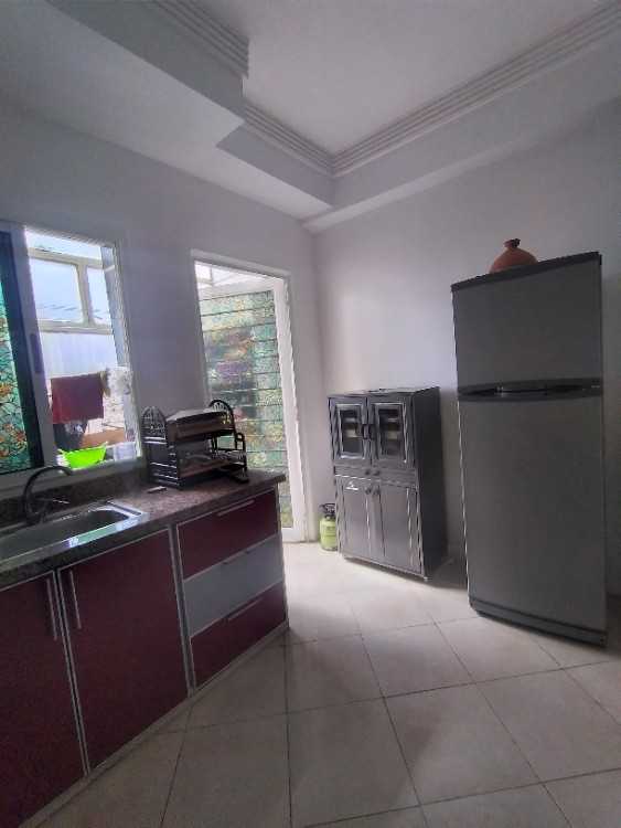 Apparemment à vendre