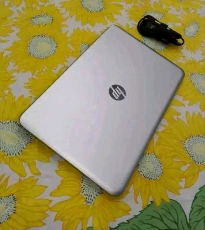 Hp i7 Ram 16 Double Graphique Disc 256 SSD