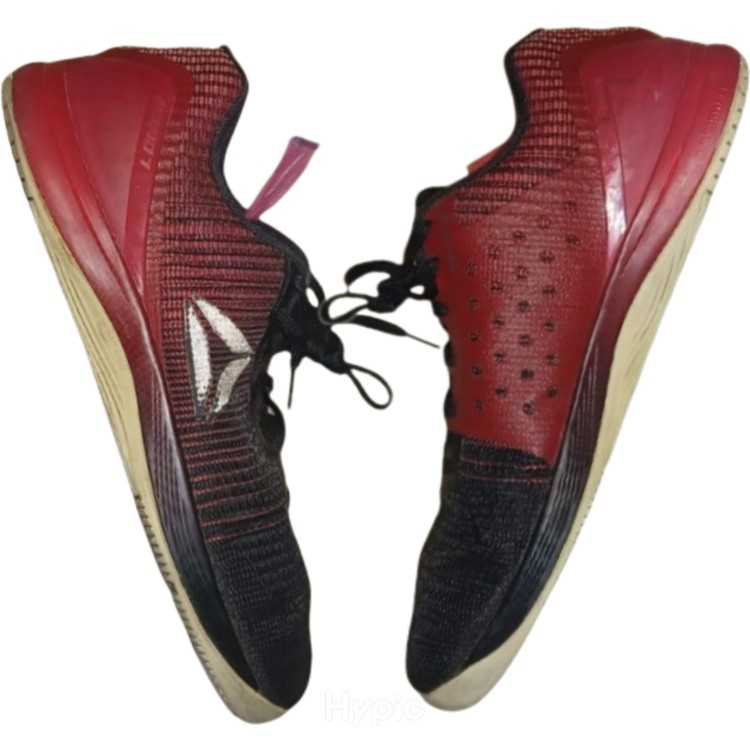 Baskets reebok d'entraînement.