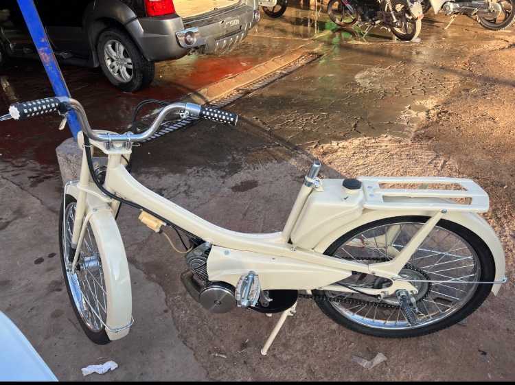 Mobylette et solex