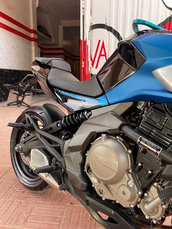Cf moto 650 nk