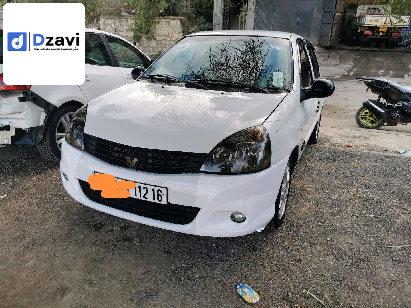 Voitures Renault à 26 MEDEA