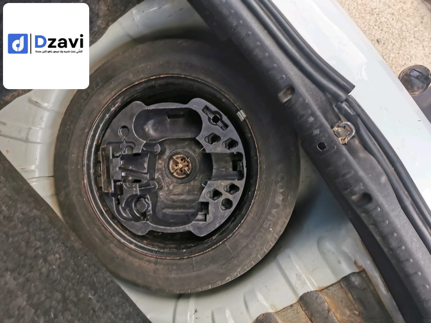 Voitures Renault à 26 MEDEA