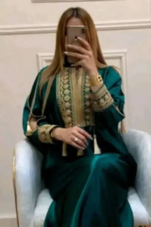 ملابس نساء