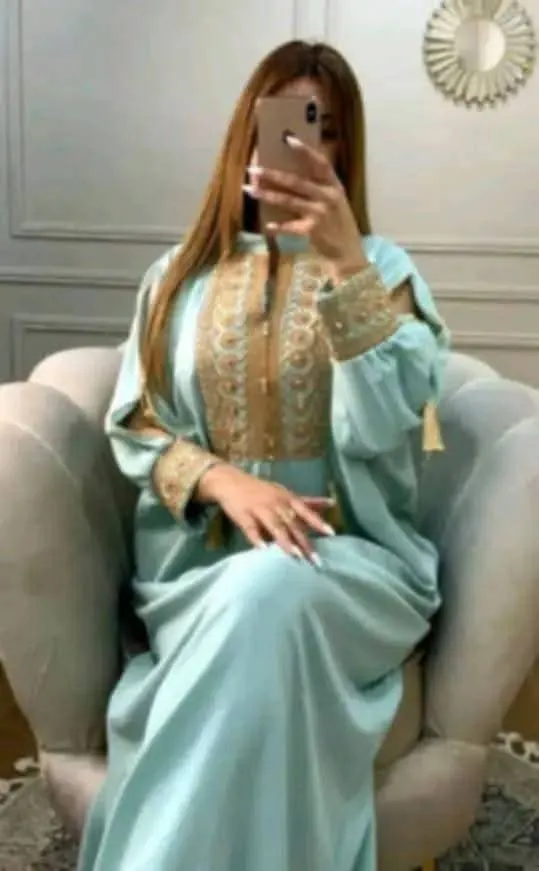 ملابس نساء