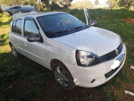 RENAULT CLIO CAMPUS