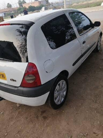 RENAULT CLIO II