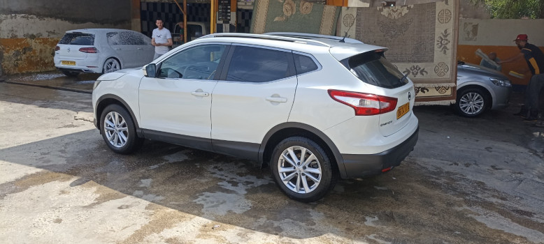 NISSAN QASHQAI 2